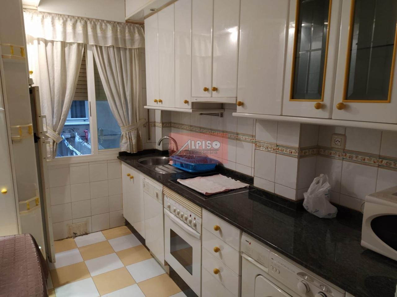 Piso de 75 m² en Ourense