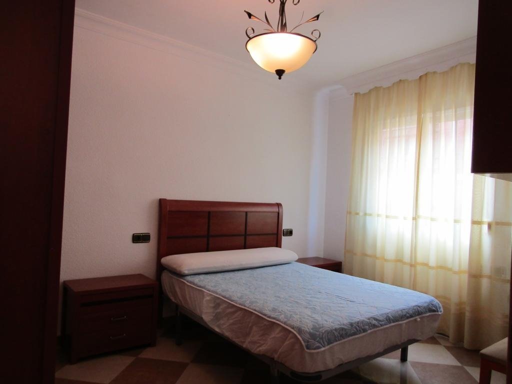 Piso de 90 m² en Granada