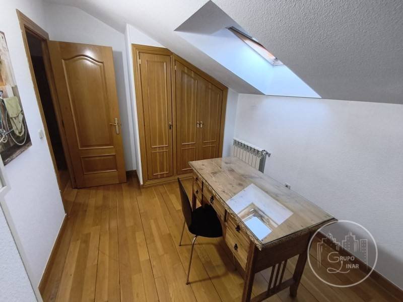 Pis de 92 m² a Àvila