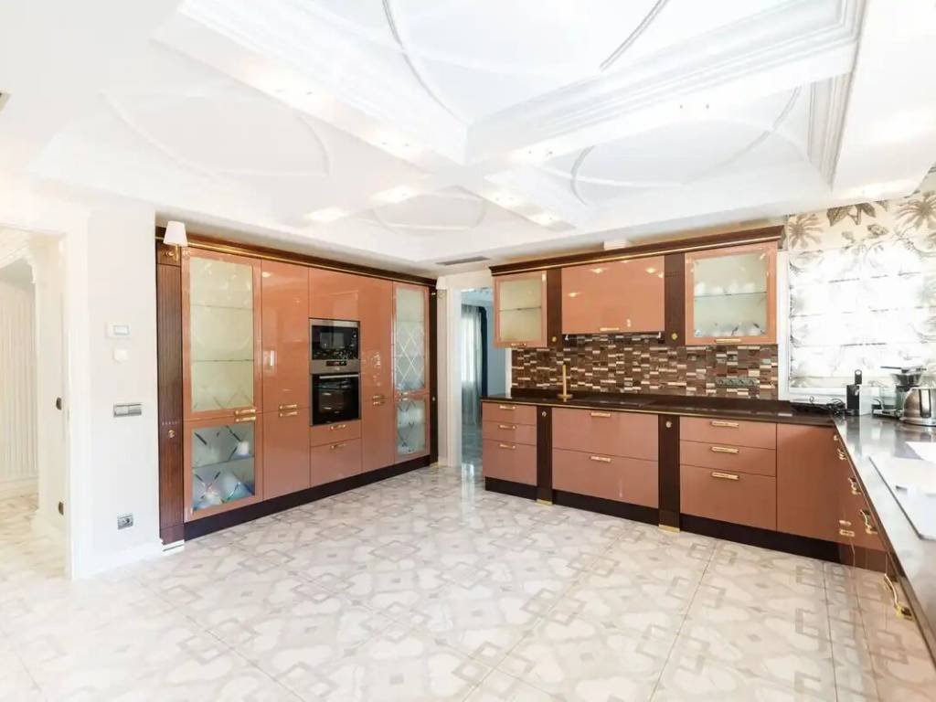 Casa de 558 m² en Marbella
