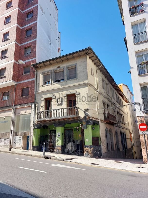 Piso de 75 m² en Oviedo