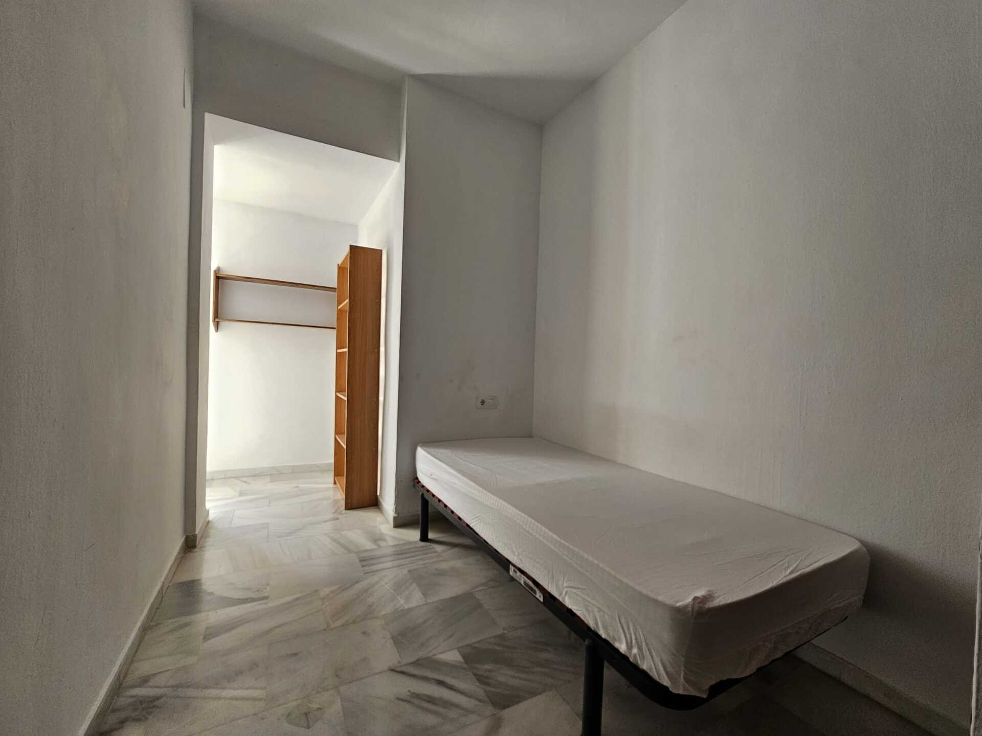 Habitación 150 m², Granada
