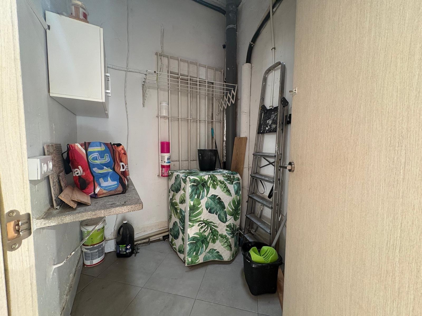 Wohnung 76 m² in Valencia