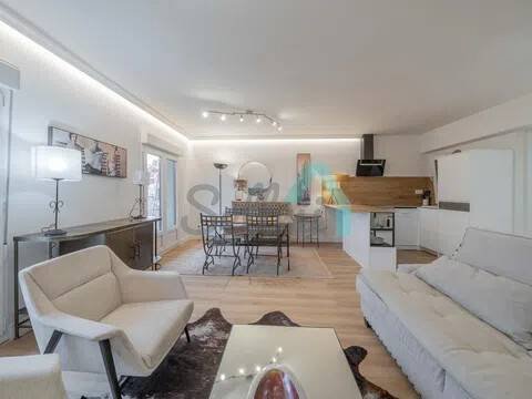 Piso de 83 m² en Oviedo