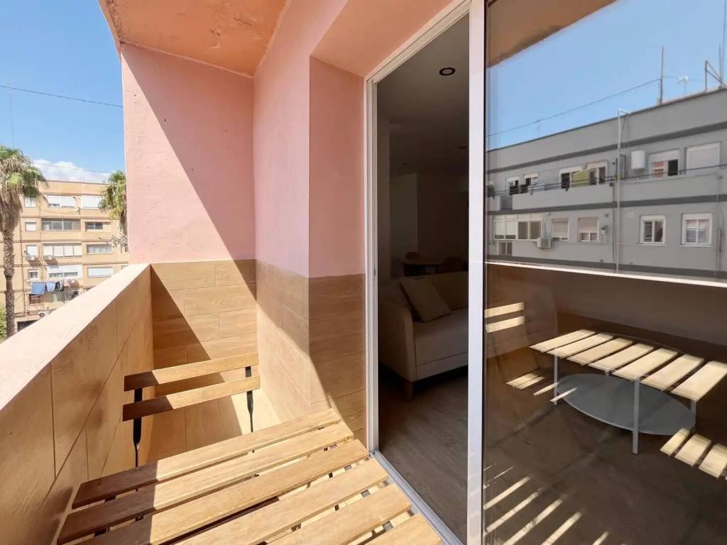 Pis de 65 m² a València
