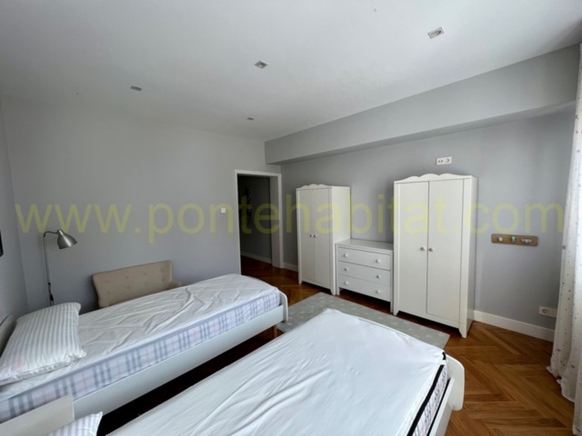 Piso de 150 m² en Pontevedra