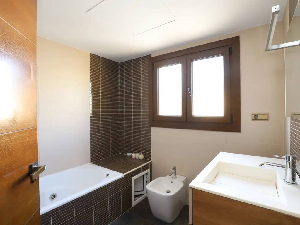House 335 m² in Mijas