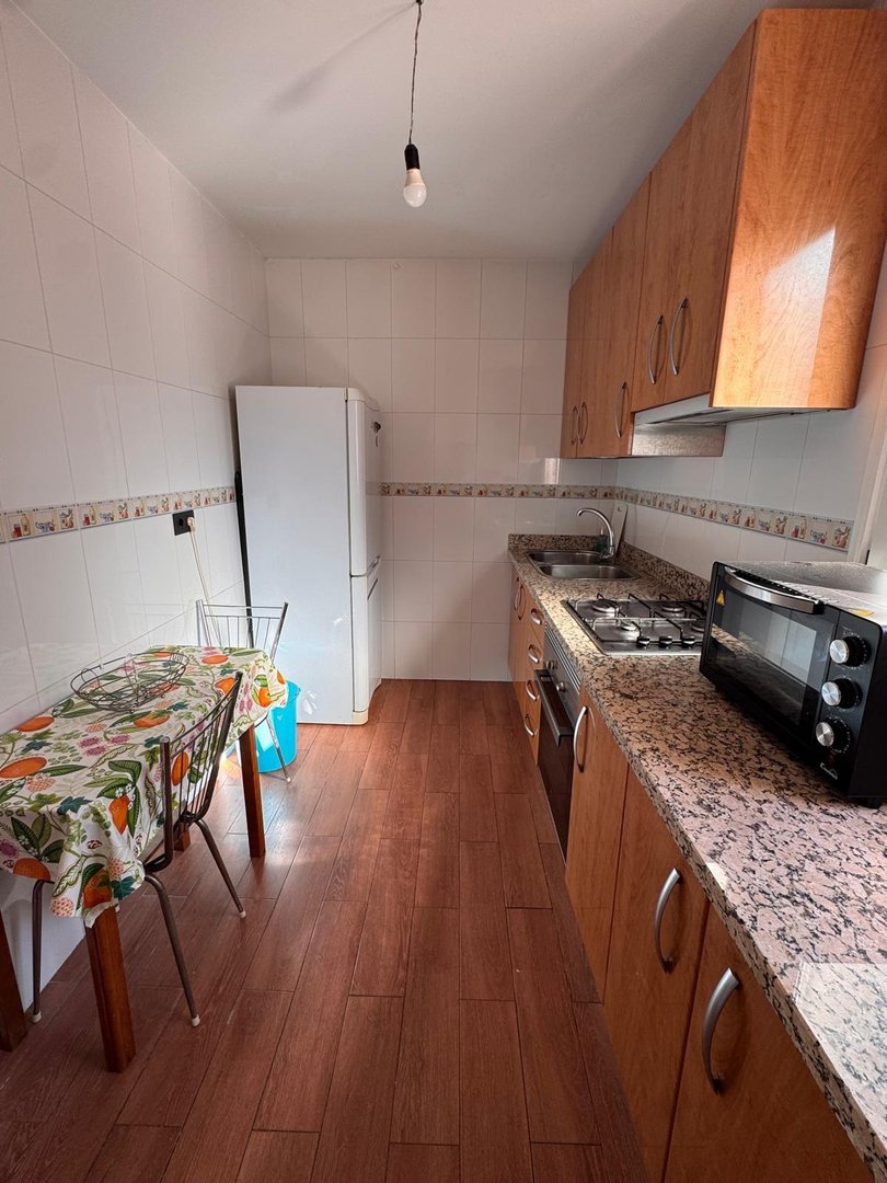 Piso de 85 m² en Granada