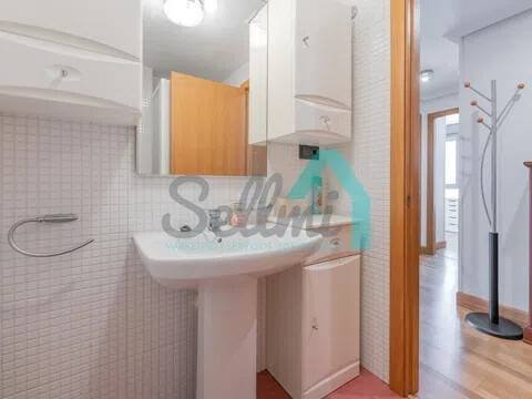 Piso de 67 m² en Oviedo