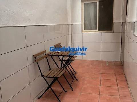 Piso de 85 m² en Sevilla