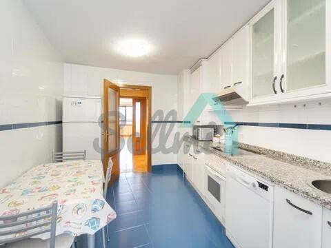 Piso de 104 m² en Oviedo