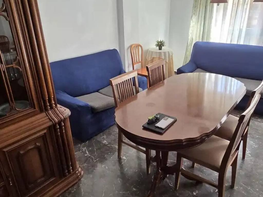 Piso de 95 m² en Jaén