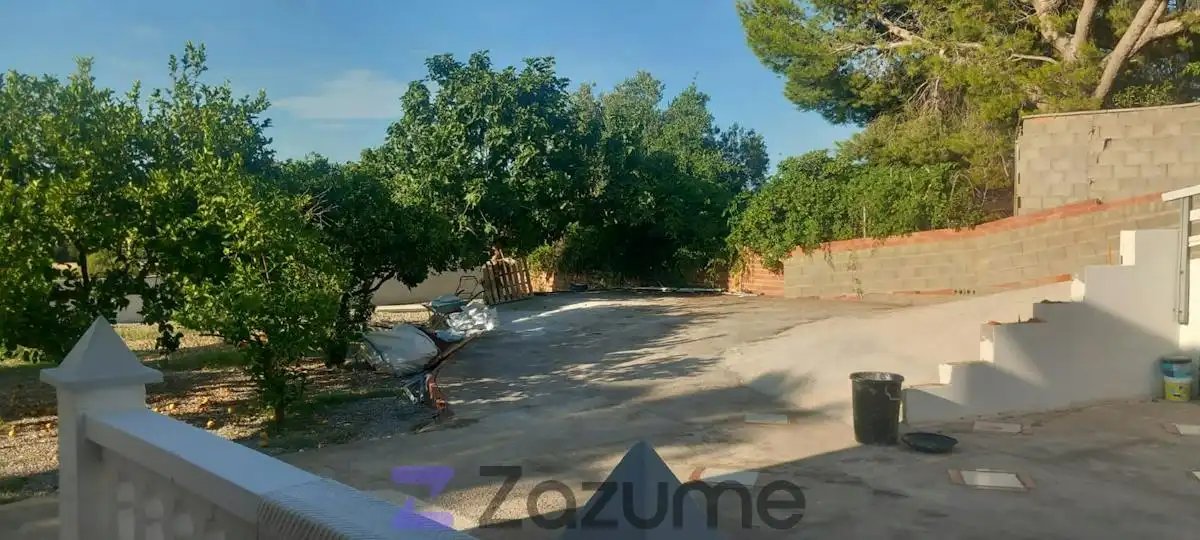 Casa de 320 m² en Manises