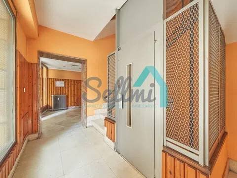 Piso de 106 m² en Oviedo