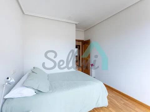 Piso de 132 m² en Oviedo