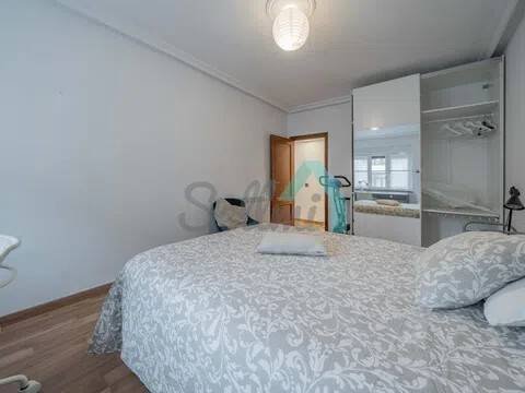 Piso de 96 m² en Oviedo
