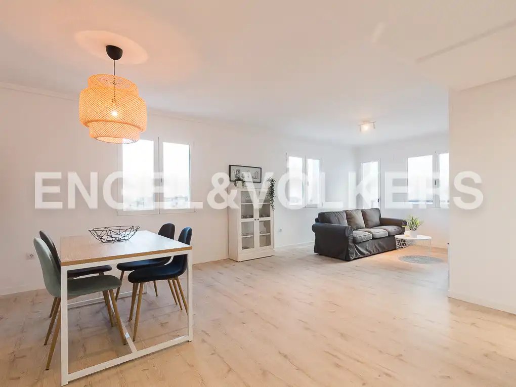 Wohnung 96 m² in Valencia
