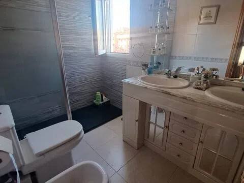 Casa de 250 m² en Ávila