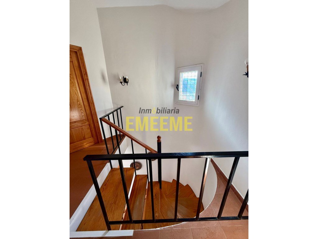Casa de 225 m² a Arriate