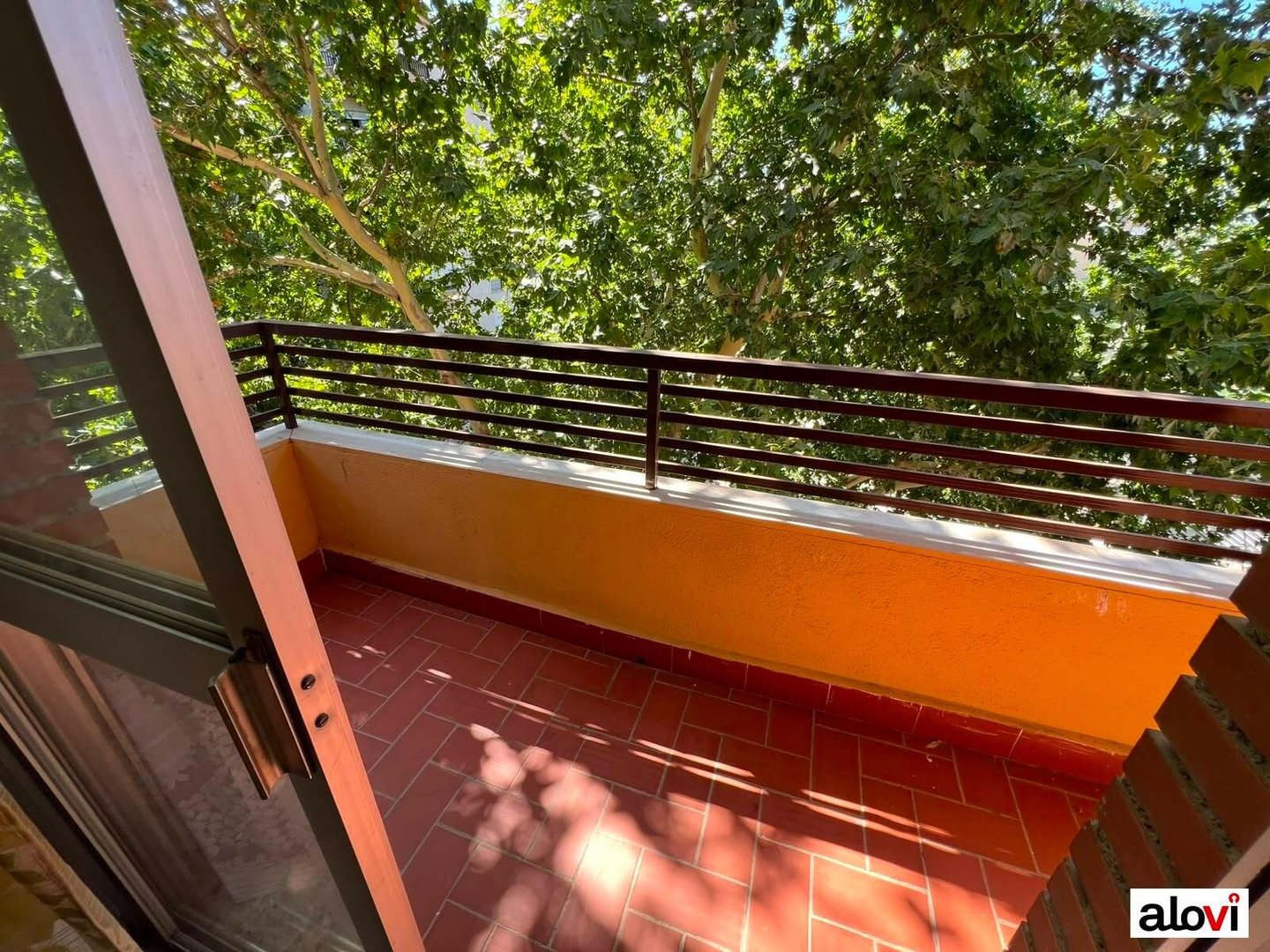 Piso de 90 m² en Granada