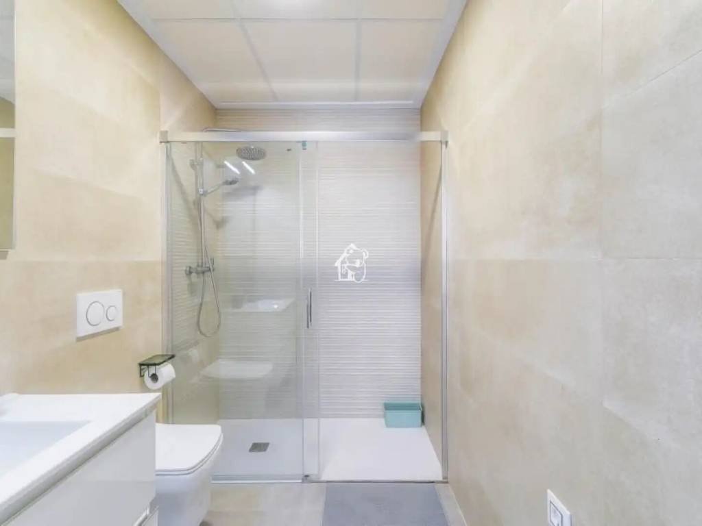 Casa de 400 m² en Los Montesinos