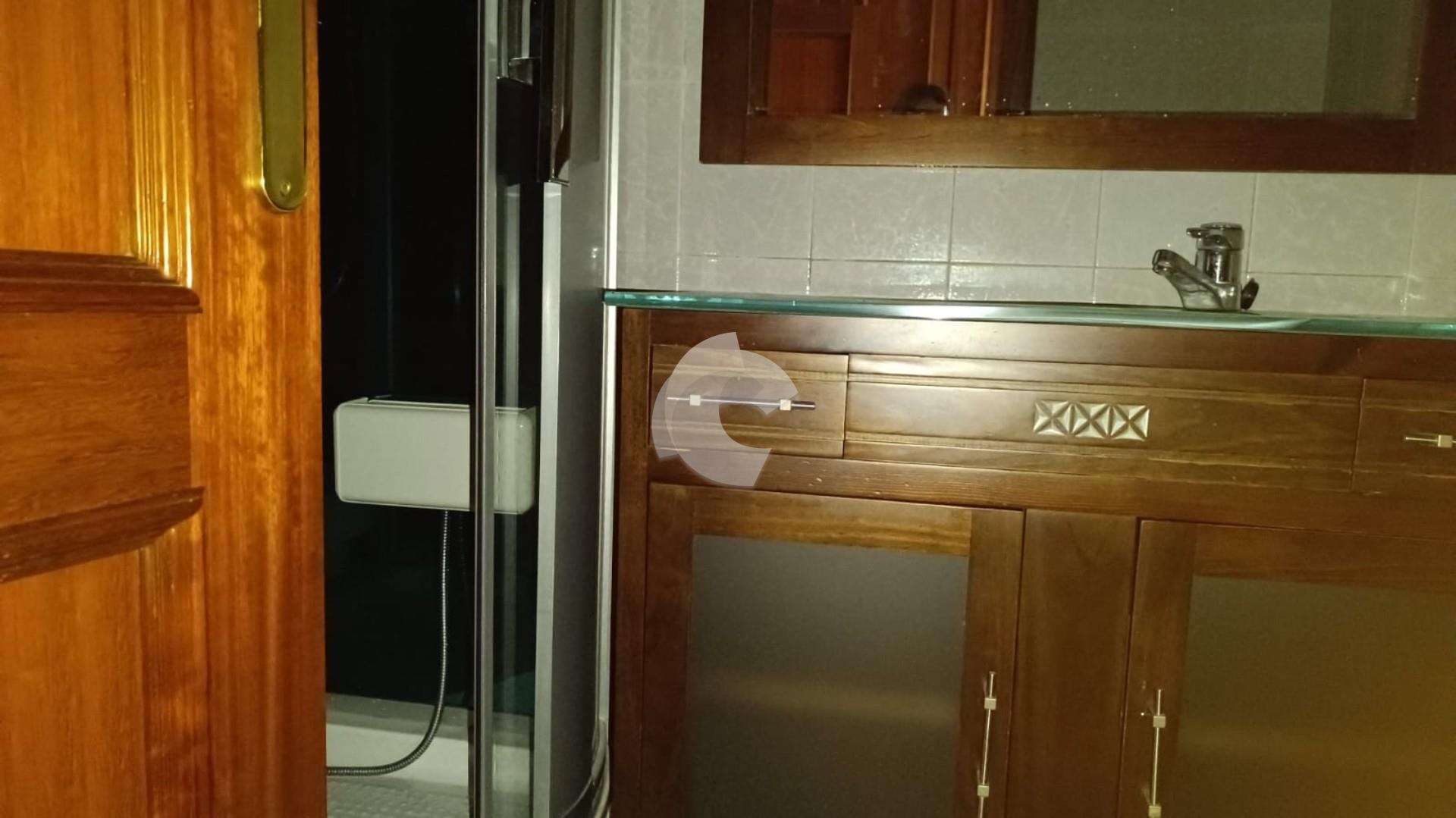 Piso de 150 m² en Ourense
