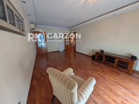 Piso de 142 m² en Almería