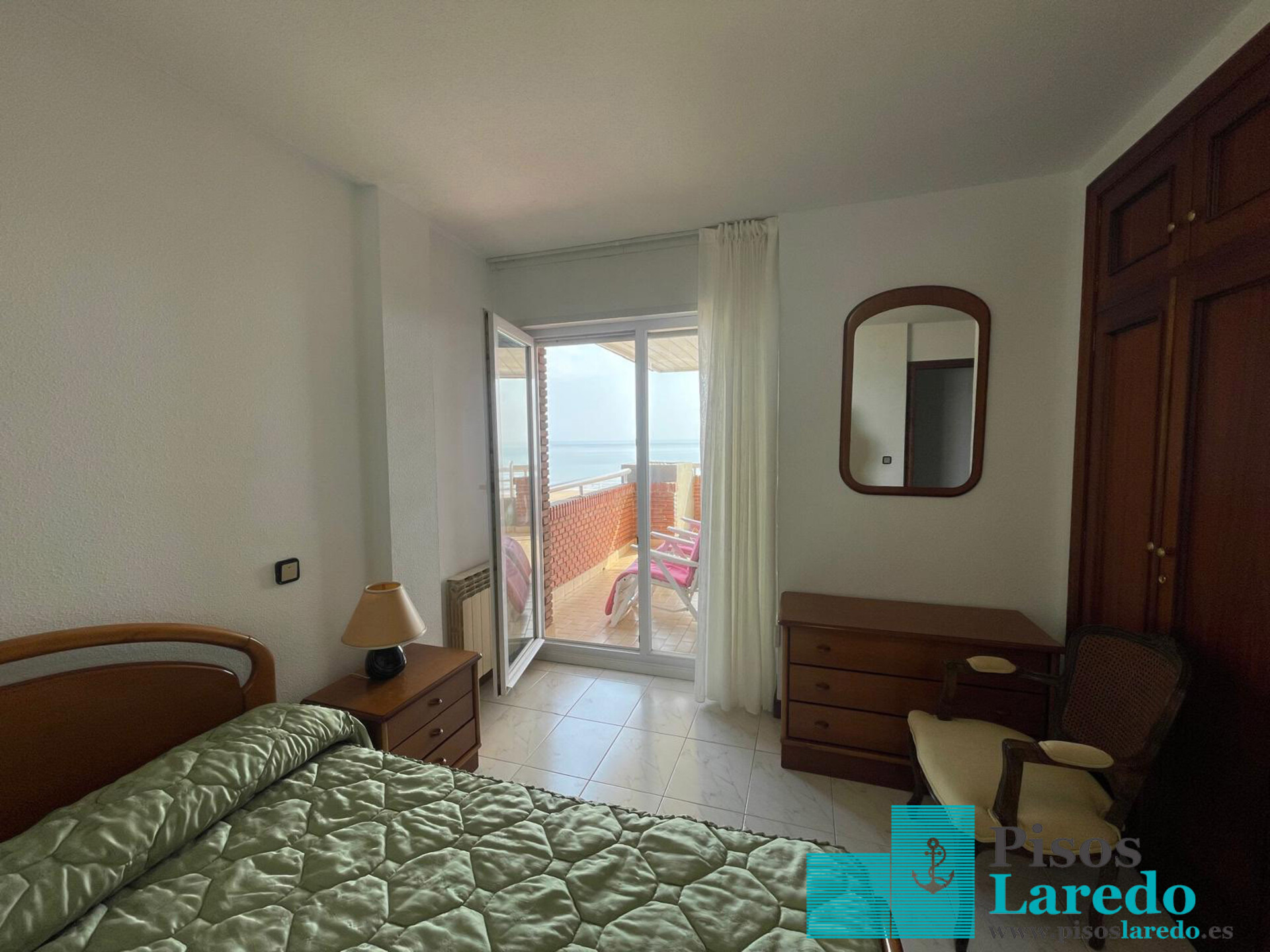 Wohnung 120 m² in Laredo