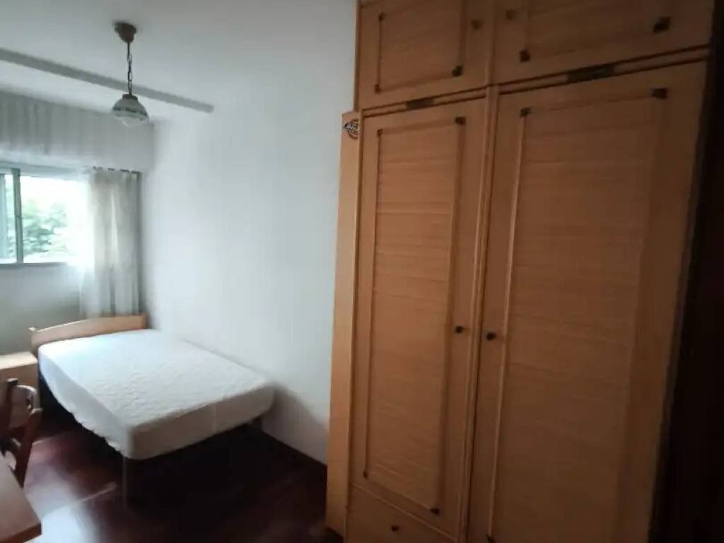 Wohnung 85 m² in Santiago de Compostela