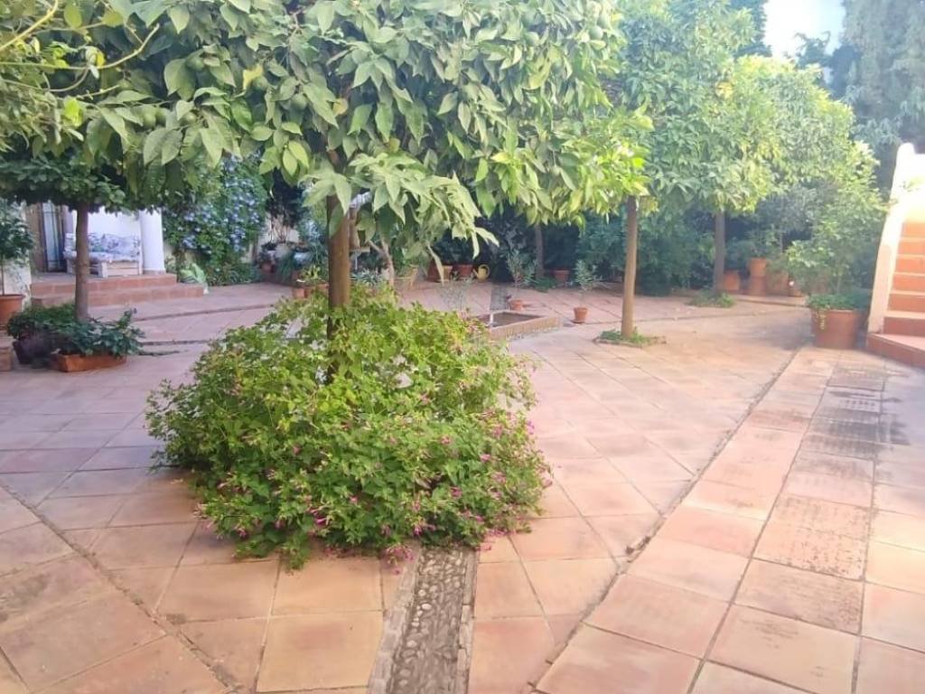 Piso de 95 m² en Granada