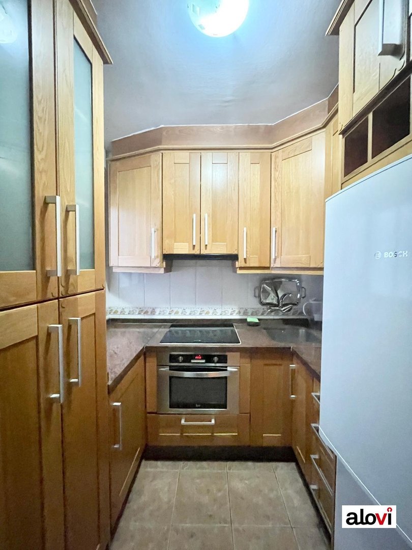 Piso de 90 m² en Granada